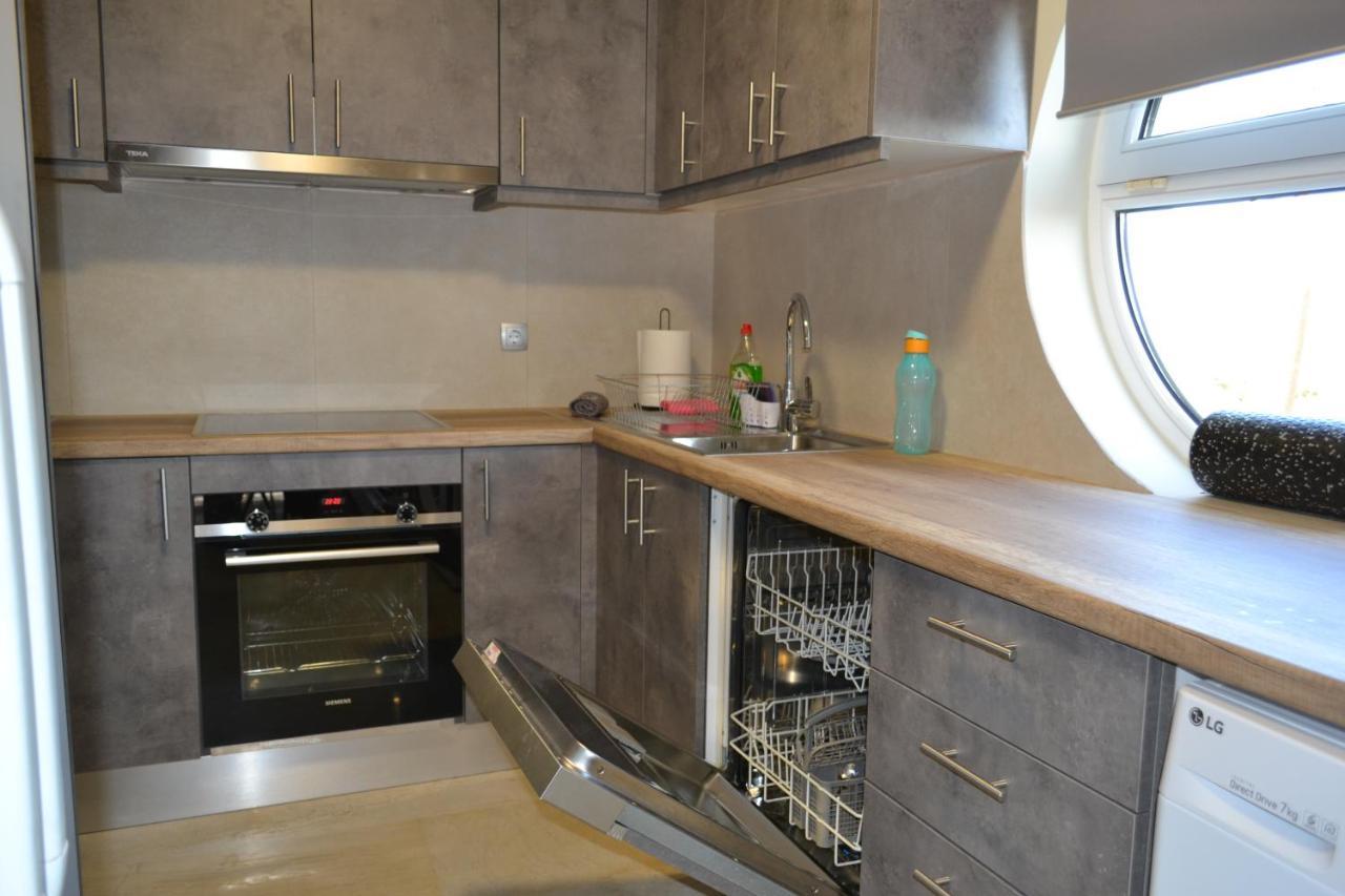 Stergiou Luxury Apartments With Shared Pool أنافيسوس المظهر الخارجي الصورة
