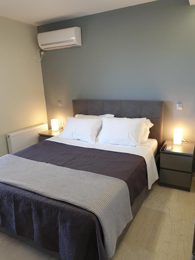 Stergiou Luxury Apartments With Shared Pool أنافيسوس المظهر الخارجي الصورة